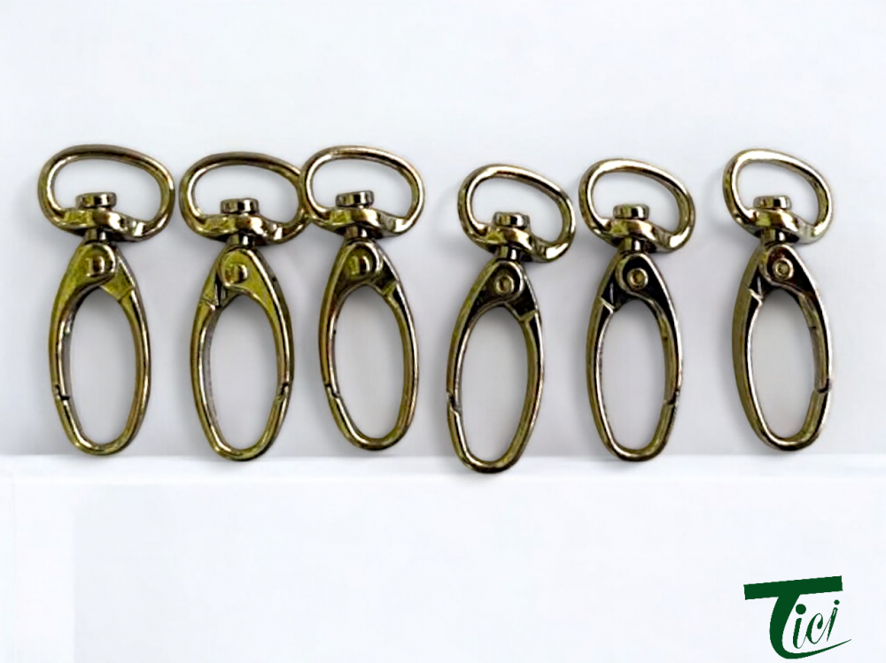 Metal Snap Hooks 001