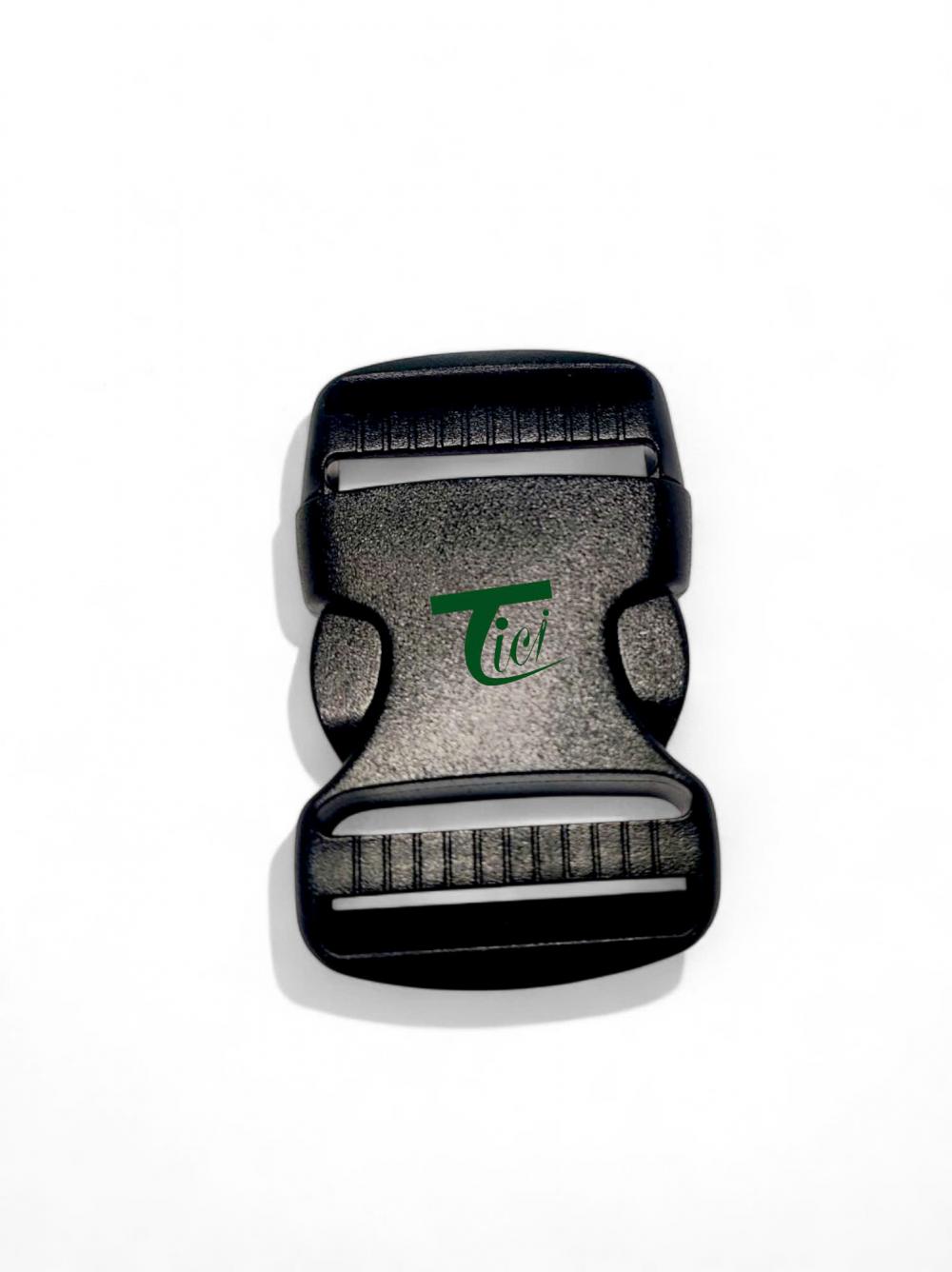 Plastic Buckle 002